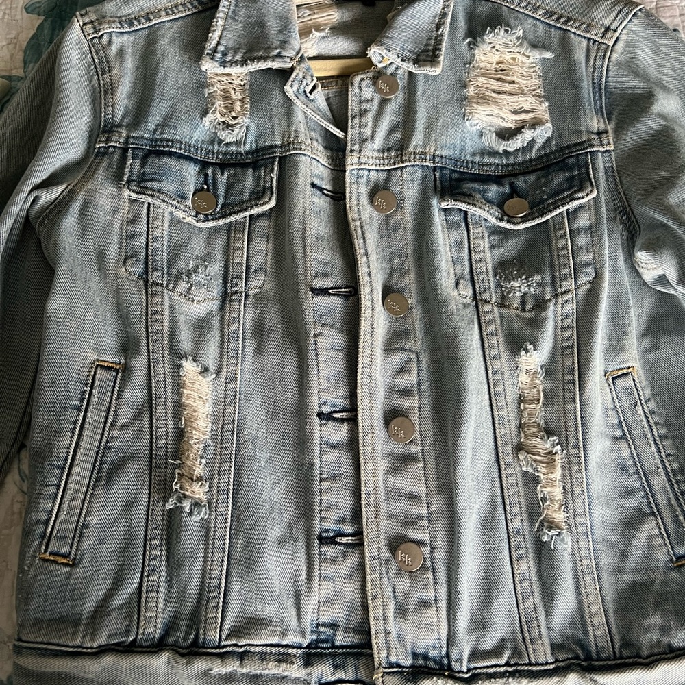 Kendall and Kylie brand denim jean jacket. Gently worn. Size small.